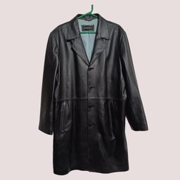 Summit mid leanght black, fully line, button down with two side pockets long sleeve pure leather jacket. 
In a very good condition