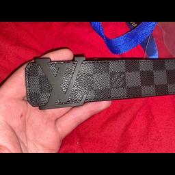 Louis Vuitton belt black 
Comes with box and bag 
Receipt to show authentication