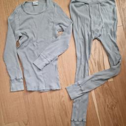 Graue Doppelripp Unterwäsche von Clipper, langarm Shirt und lange Unterhose in grau, Größe S.
