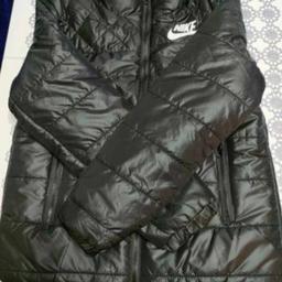 women brand new jackets size S but itl look like M.