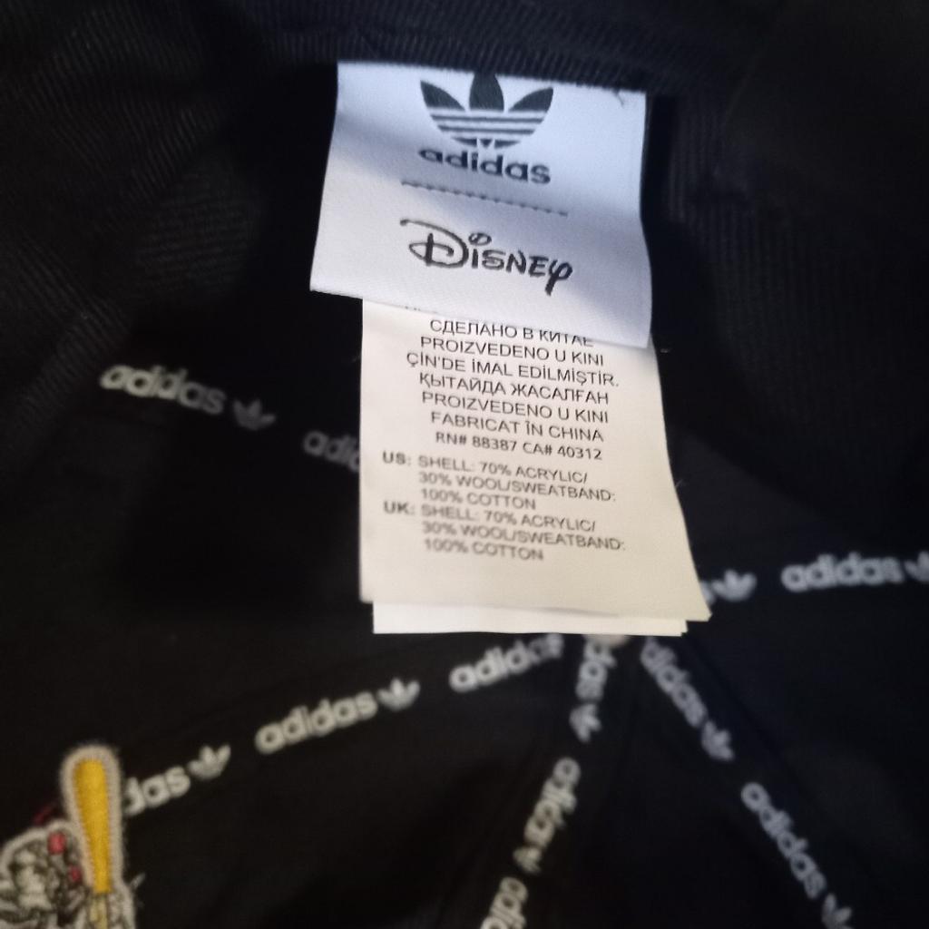 bnwot goofy
Disney addidas collab