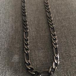 Cuban, black stainless steel chain, 46cm in length, 4 mm wide, it comes with a gift box3