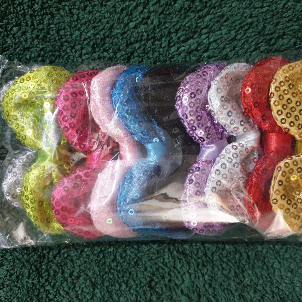 baby headbands with sequined bows
brand new pack of 10
perfect for spring/summer,
wedding, christening, party, valentines, engagement, birthday and much more.
can post at buyers cost
plenty others to look at on my listings