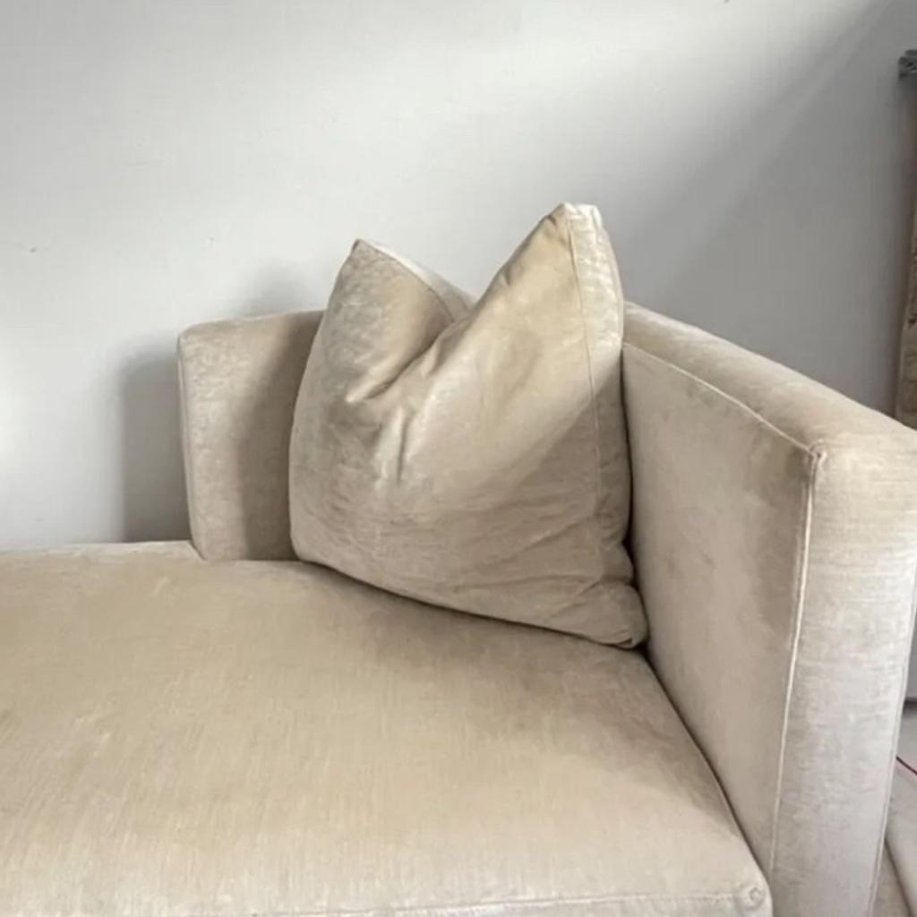 In a really good condition , custom made

200 x 90 x H75 cm

Including 2 square feathers filled cushions with zippers
Seating cushion is with zipper

collection from London NW2 7JP