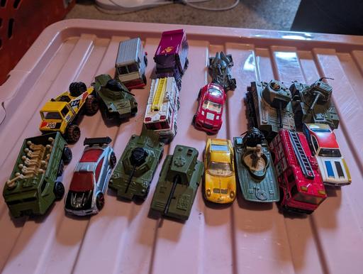 Buy & Sell Newport - Wales Rogerstone - Newport - Photos for hotwheels and matchbox toys (Not Free)