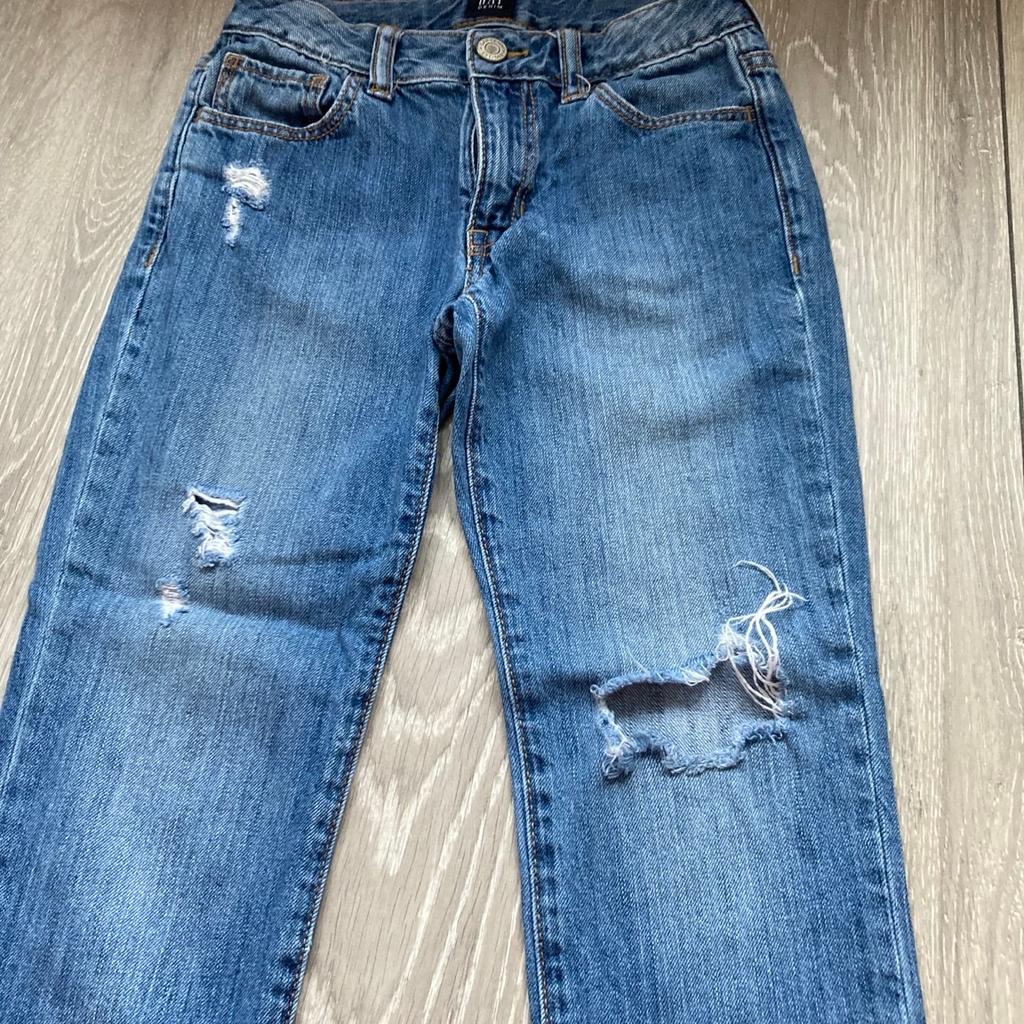 No offers, Read all (do not ask questions thats answers are in listing!)
Gap regular standard girlfriend ripped jeans, 7 years. Excellent condition. Please see pictures attached
cash on collection from Dy4 8nh.
Collections time are between mon-fri 9.30-2.30, (if your late tough) or after 4. I require a time before I even give my address as there are way too many time wasters who just think they can turn up when it suites them. Weekends vary! DON’T LIKE,BUY OFF SOMEONE ELSE!!
Please see all pictures attached
Please see my other items
No delivery (some clown will ask)
No postage
No PayPal and no to anything else
Price does not state 50p either. My items are all brought from new and I’m not selling 3rd hand.