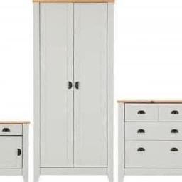 LUDLOW 2 DOOR WARDROBE  CHEST AND BEDSIDE -  CREAM

Assembled sizes: Wardrobe: W 800 x D 505 x H 1770mm. Chest of Drawers: W 800 x D 410 x H 800mm. Bedside Cabinet: W 465 x D 410 x H 595mm. Materials: pine tops,MDF, metal hanging rail, hinges, drawer runners and handles. Matching bedroom furniture available. Requires self-assembly. Always follow instructions included.
£350.00

B&W BEDS 

Unit 1-2 Parkgate Court 
The gateway industrial estate
Parkgate 
Rotherham
S62 6JL 
01709 208200
Website - bwbeds.co.uk 
Facebook - B&W BEDS parkgate Rotherham 

Free delivery to anywhere in South Yorkshire Chesterfield and Worksop on orders over £100

Same day delivery available on stock items when ordered before 1pm (excludes sundays)

Shop opening hours - Monday - Friday 10-6PM  Saturday 10-5PM Sunday 11-3pm