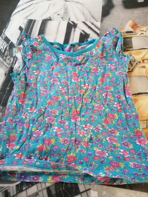 Buy & Sell South Yorkshire Barnsley - Photos for girls t shirt age 3 to 4 years