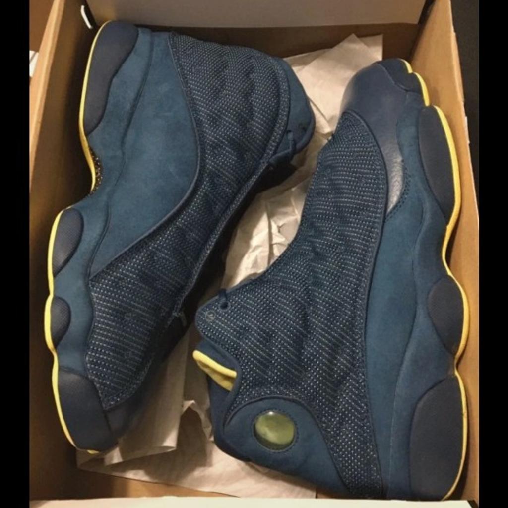 Nike air jordan 13 squadron size 10 with box worn couple of times but like like new 140 ono