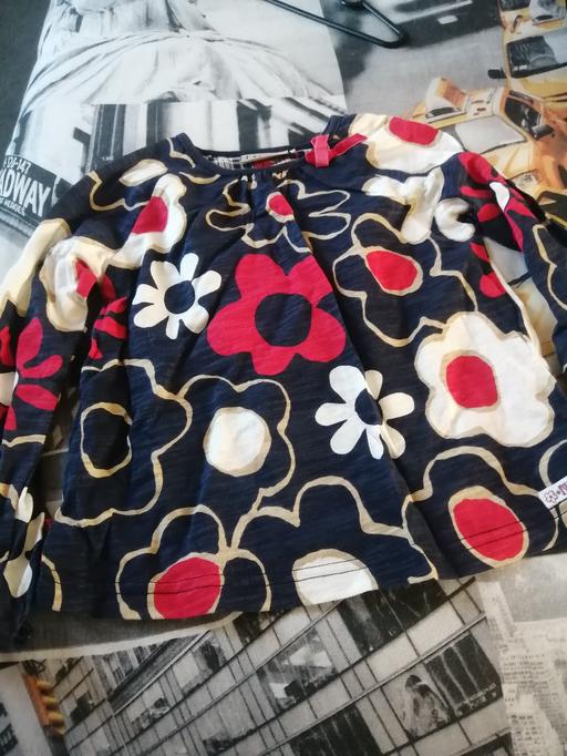 Buy & Sell Dodworth Barnsley - Photos for girls jumper age 3 to 4 years