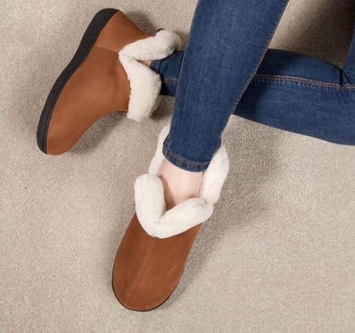 Buy & Sell West Yorkshire Kirklees - Photos for ZIZOR MEMORY FOAM SLIPPERS SIZE 5