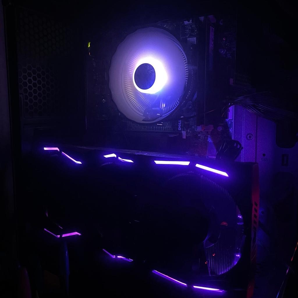 Custom built gaming pc basically brand new everything working perfectly
I can sell the pc the rgb keyboard and mouse and an acer 144hz monitor
If interested in a ps4 slim aswell (with 3 controllers) we can negotiate
Specs:
Intel core 15-3470
Asus rog strix 1060ti 6gb
8gb ram
500gb hhd
New case installed and a vertical mount for the GPU
Comes with a controller to change the led lights in the case
Can run games on around 150+ fps
Make me offers!!!