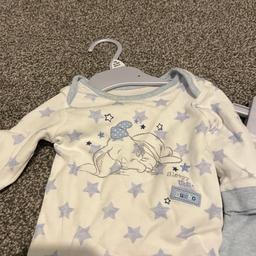 New but without tags baby boy’s Disney Dumbo outfit if long sleep top and bottoms. Size 0-3 months. Comes from smoke and pet free home.