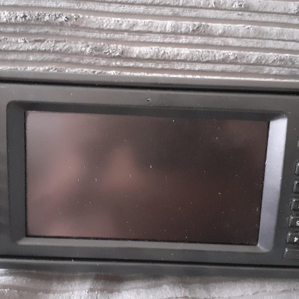 genuine alpine bmw car stereo series 5 for parts not sure if it works or not part number is 65 52 6 916 909 +65 52 6 921 861 very good condition sold as seen