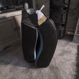 folding PlayStation chair very nice condition with all leads I want 40.00 pound and collection only