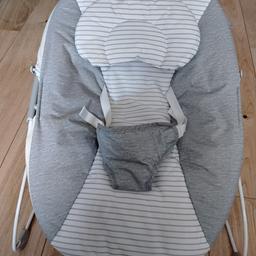 musical and vibrates with removable activity arch with removable toys 
Head support
used few times at grandparents house 
birth to 6months approx 
Good condition