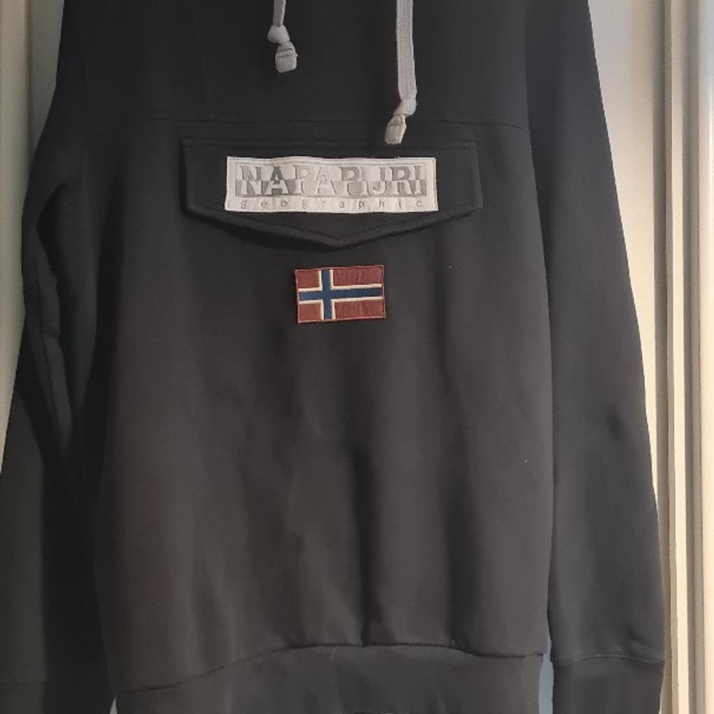 2 x napapijri hoodie and fleece 1 of each both in excellent condition
May consider postage