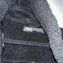 Schwarze Zara Jacke in Wildleder Optik in Größe XL (für einen oversized look)