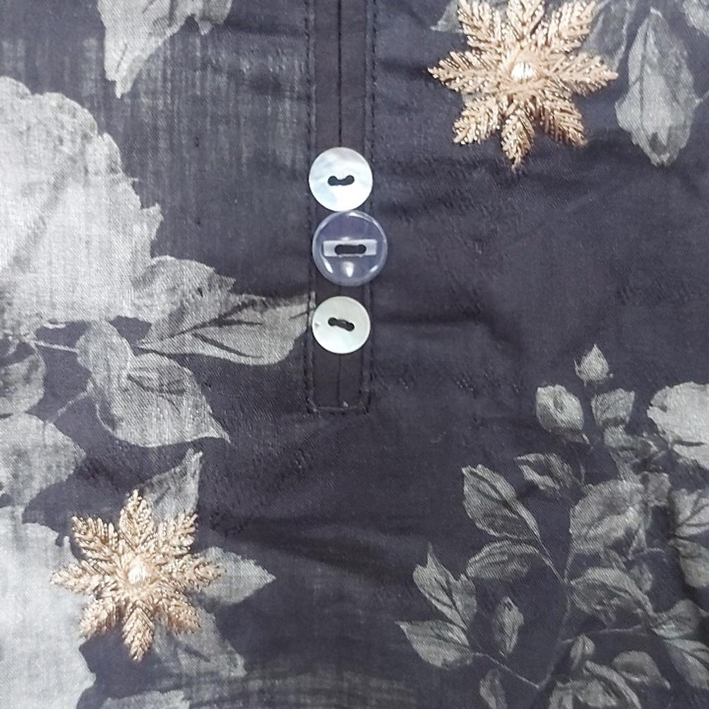 sapphire embroidered kurti
xsmall