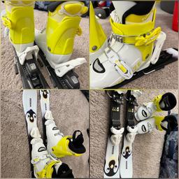 Zum Verkauf stehen die oben abgebildeten Ski und Skischuhe 
Ski Länge 77cm
Skischuhe 26-29 verstellbar mit der Push Funktion am Schuh.