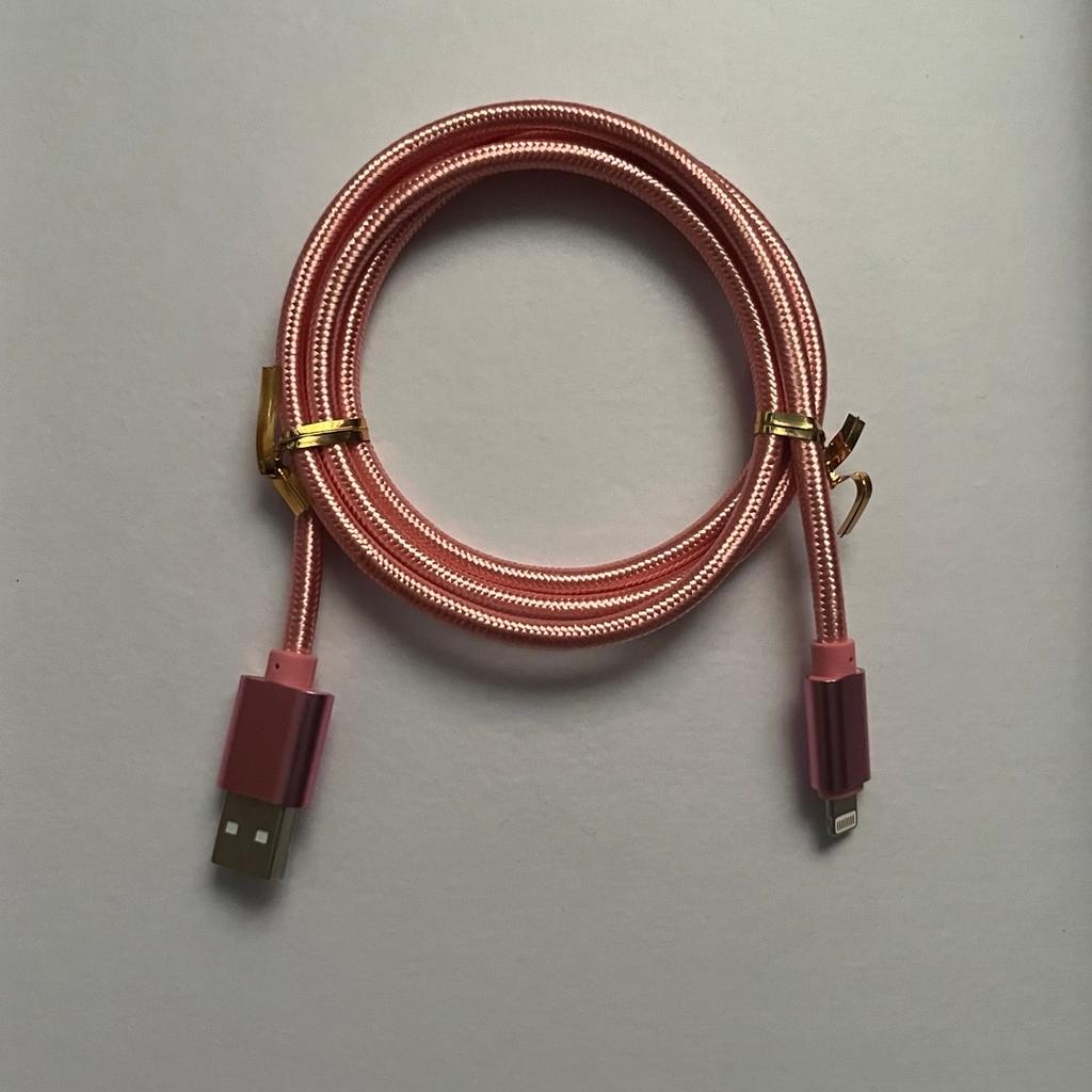 Brand new charger cable for Apple iPhones

Colour - pink

Material - nylon

Length - 1m

USB connection

Any questions welcome

BUY ONE GET ONE FREE