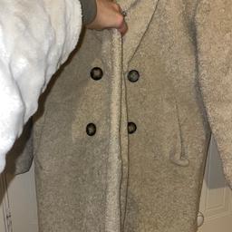 Ladies cream/beige coat from primark
Size xs (8)
Good condition, pockets may need a little sewing in the corner but not noticeable. :) collection Sutton Coldfield or can deliver locally. Check out what else I’m selling on my page :)