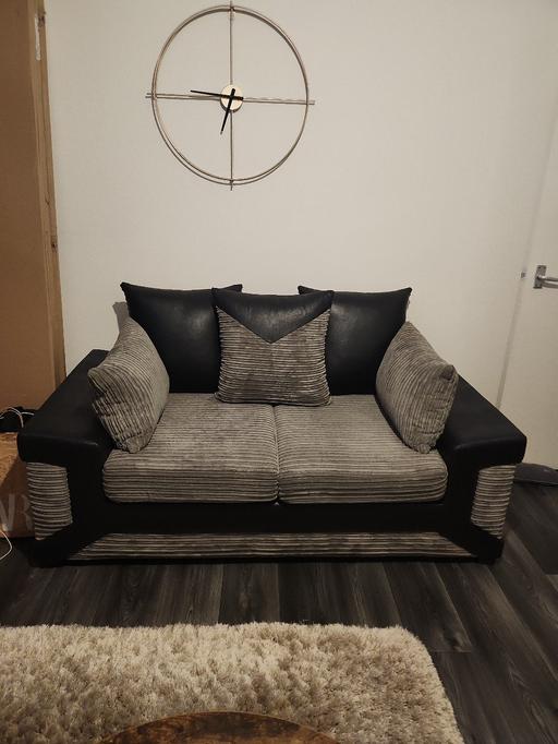 Buy & Sell West Yorkshire Leeds - Photos for 2&2 sofa settees 