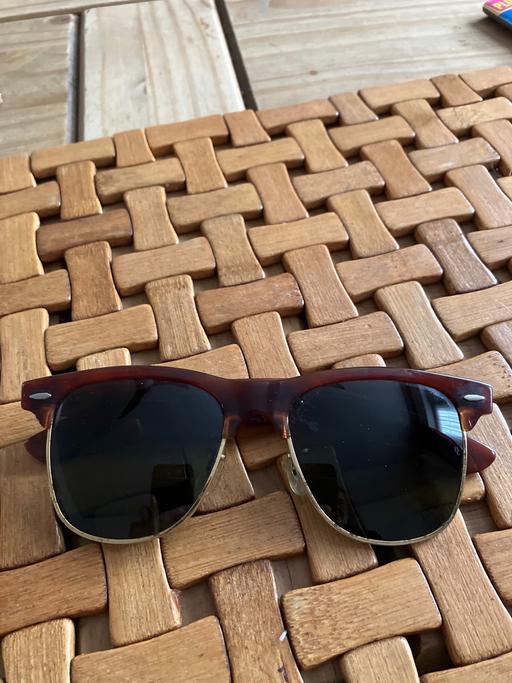 Buy & Sell West London Hounslow - Photos for Ray ban sun glasses originals