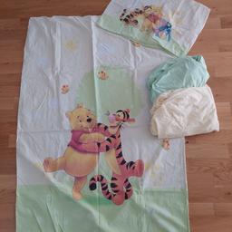 Winnie Pooh Baby Bettwäsche Decke 100x135cm und Polster 40x60cm.
Dazu passend 2 Bettlaken in gelb und grün 70x140 cm.

Versand würde extra dazukommen
Privatverkauf, daher keine Garantie, keine Gewährleistung und keine Rücknahme.