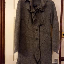 per una Wool mix frill coat size 12 grey