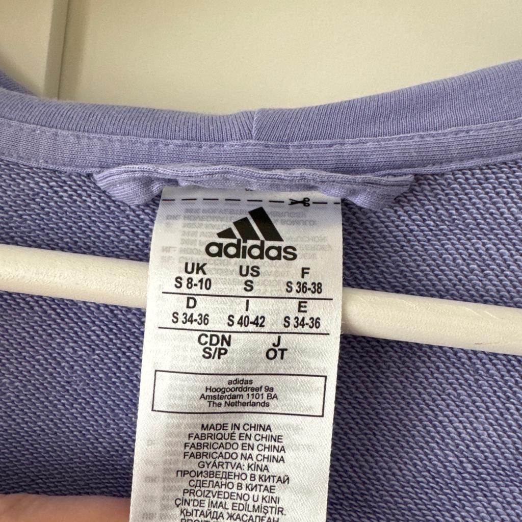 Hey
Ich verkaufe hier eine Jacke von der Marke Adidas in der Größe S.
Super Zustand!

Bezahlung bitte nur per PayPal Freunde oder Banküberweisung.
Versand erfolgt entweder über Warensendung 2,55€ oder per DHL Paket versichert mit Sendungsnachweis 5,49€.