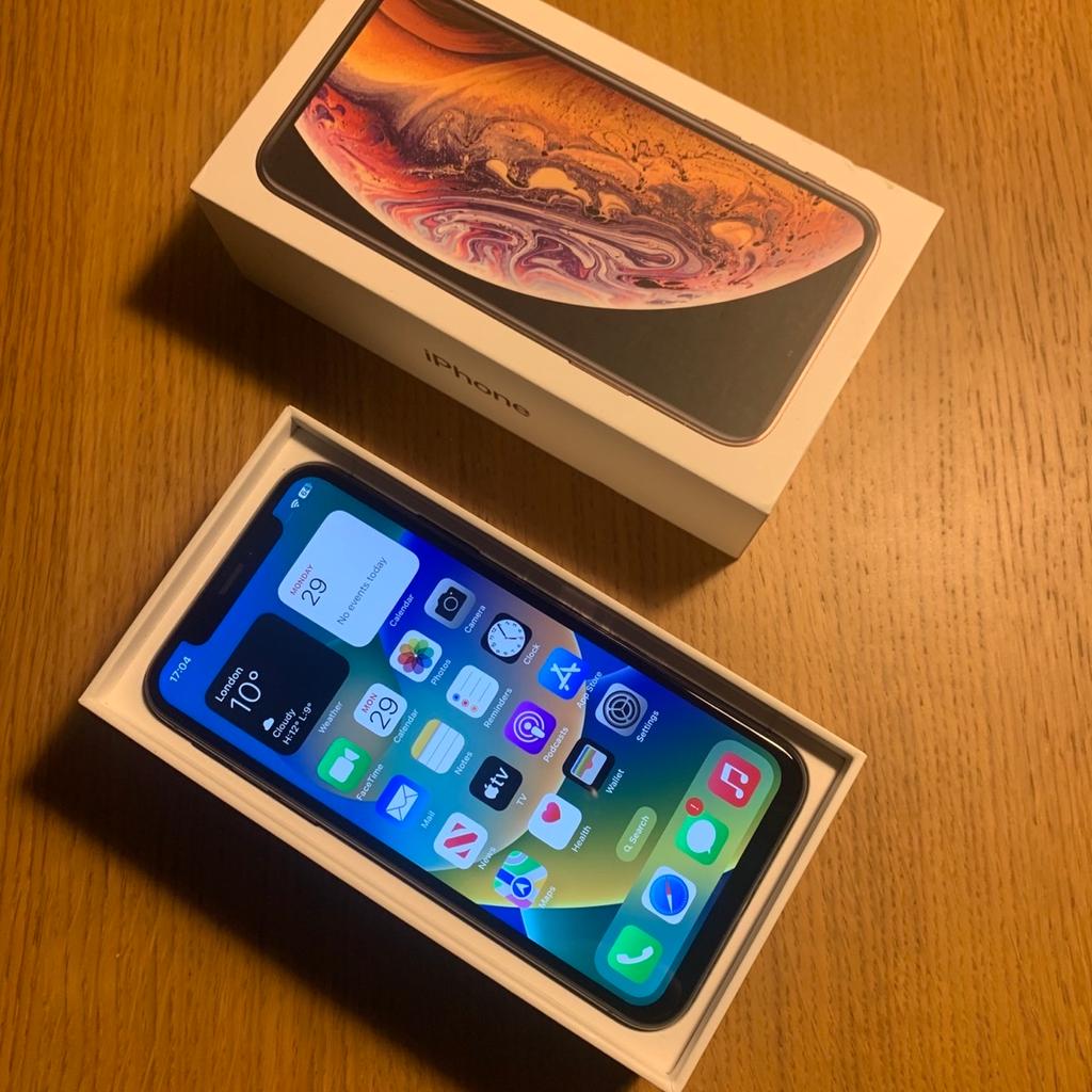 iPhone XS - 256GB - Unlocked - Gold - Excellent condition

Sim free any network

Face ID ✔️

Battery Health 100% 🔋

All in good working order.

Handset with charger.