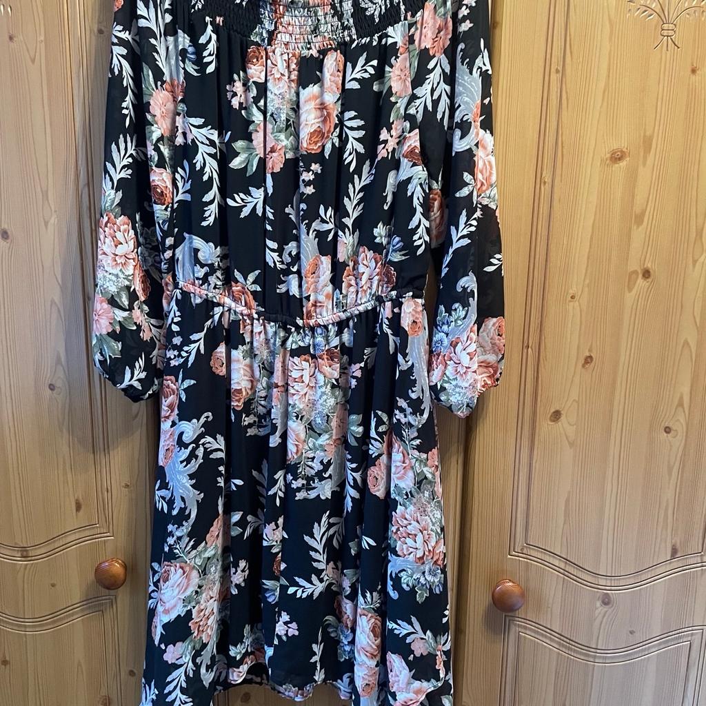 New look size 12 off the shoulder dipped hem dress with pull n tie waist