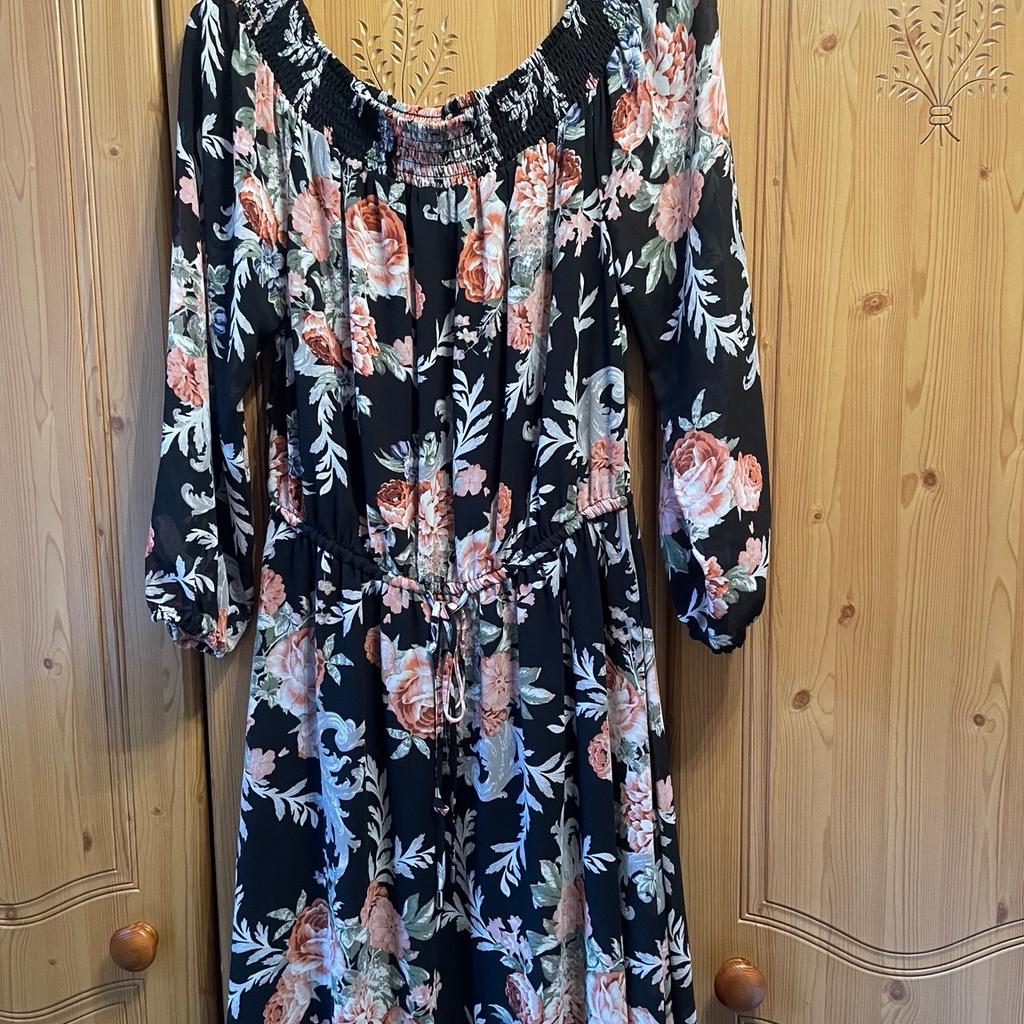 New look size 12 off the shoulder dipped hem dress with pull n tie waist