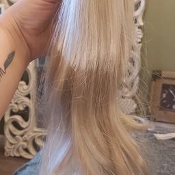 pick up from Stratford e15

Beach clip attachment
Brand new £52.00
With tags
Please see pictures for colour and style also see card for instruction care

selling other hair extension