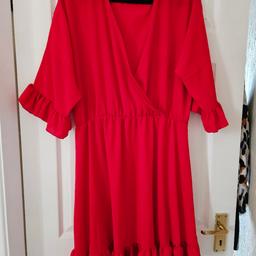 Red colour with elasticated waist, ruffle sleeves, and hem, size 18..easy wear pull on style.

cash and collection only, thanks.
possible delivery to Conisbrough on Saturday mornings only between 10.30 and 11am.