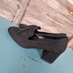 Next forever comfort size 5 black heeled loafer shoes. Slip on. Faux suede. Chunky block heel. Tasselled front. 
Free minor scuffs. 
Heel height 2.5"