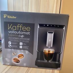 Kaffeevollautomat Tchibo Esperto
Wenig genutzt, da selbst gebraucht gekauft, aber zu groß für meine Küche. Schwarz/ Anthrazit Regelmäßig entkalkt und alles komplett gereinigt. Garantie bis August 2024