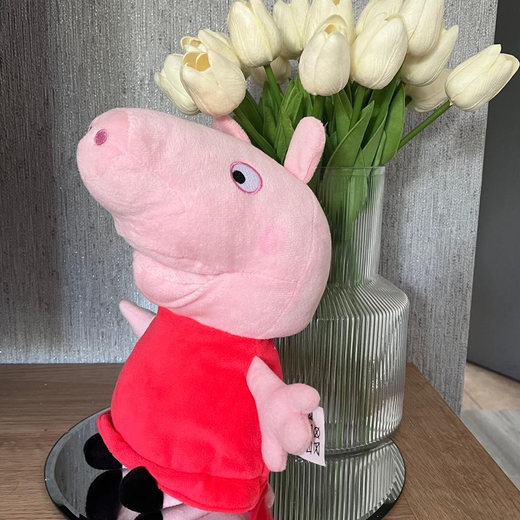 Peppa pig puppet soft toy in BL2 Radcliffe for £2.00 for sale | Shpock