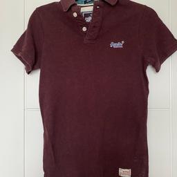 Super dry t shirt, only worn a few times, excellent condition, size small