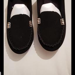 Brand New Black Loafers 
Bought for myself,  but too small

🌟🌟🌟 Pase take a look at my other listings,🌟🌟🌟🌟

💖 I only sell items that are in good condition (UNLESS DESCRIBED)
& I would be happy to buy myself.💖

📮 I'm happy to combine postage.... 📮

💛 Collection Dudley DY1 2DS Near Russell's Hall Hospital

👍👍👍 Thanks for looking, 👍👍👍
🛍👛 Happy Shopping 🛍👛