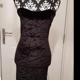 Beautiful Black Crushed Velour Dress 
Like New

🌟🌟🌟 Pase take a look at my other listings,🌟🌟🌟🌟

💖 I only sell items that are in good condition (UNLESS DESCRIBED)
& I would be happy to buy myself.💖

📮 I'm happy to combine postage.... 📮

💛 Collection Dudley DY1 2DS Near Russell's Hall Hospital

👍👍👍 Thanks for looking, 👍👍👍
🛍👛 Happy Shopping 🛍👛