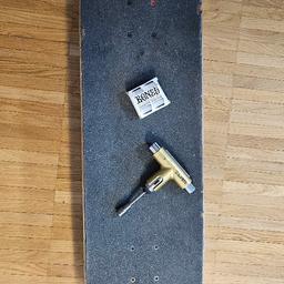 Verkaufe mein Skateboard + Tool + Bushings.
Es ist kaum gebraucht worden!