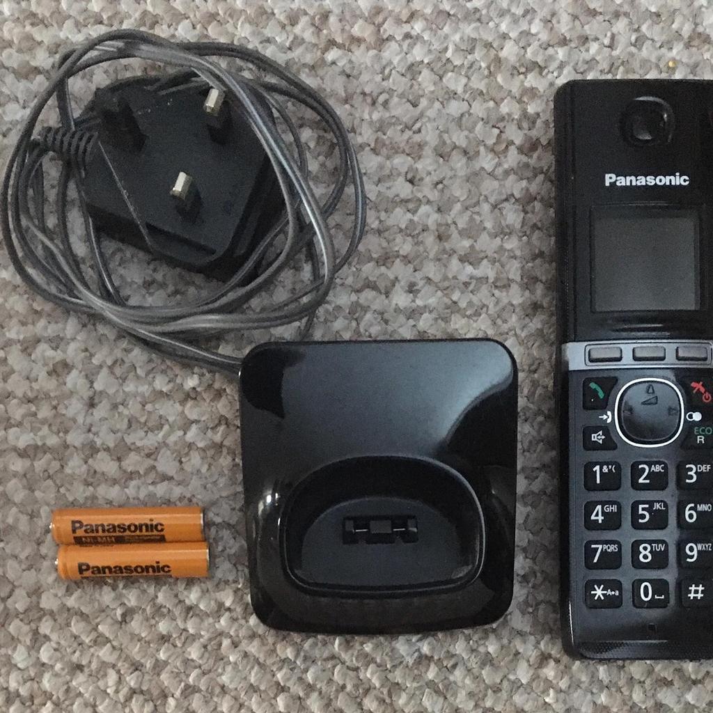 2 x Panasonic digital cordless handsets (KX-TGA805E)
4 x Panasonic rechargeable batteries (2 for each handset)
Panasonic Answering System base unit (KX-TG8061E) connects to landline
Panasonic base unit for 2nd handset (PNLC1019)

Includes power leads and landline connector

Eco mode reduces base unit transmission power up to 90%
Mute call
Hold call
Alarm
Night mode
Phonebook to add up to 200 names & numbers
Answer system capacity of 18 minutes
Intercom between handsets