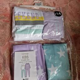 Age 12-13years
New, in packaging
2 long sleeve pj sets

From a pet free, smoke free home