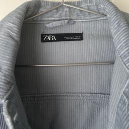 Zara Jacke in Größe M
2-3 Mal getragen