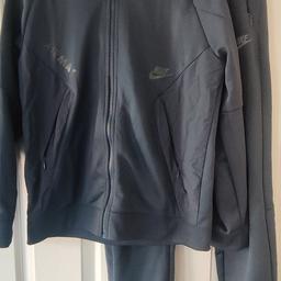 This tracksuit has been worn only a handful of times so is in great condition and only selling due to it no longer fitting our lad. 

Cost £100 when purchased a while ago.