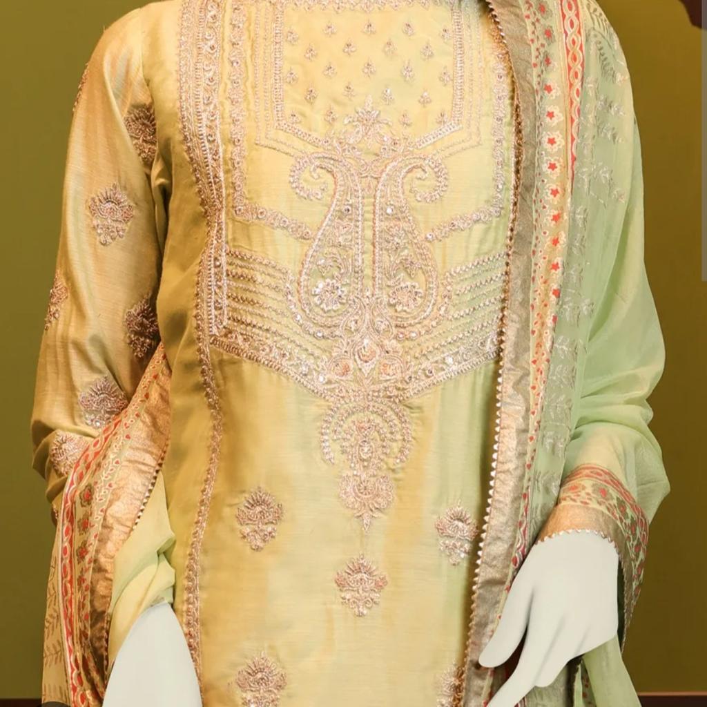 J. luxury embroidered suit with fully lining Medium in size
sensible offer will be accepted