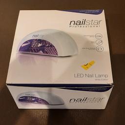 Quick & efficient curing: Nailstar LED nail lamp. The LED technology cures the polish up to 3x quicker than UV lamps.
LED Nail Lamp is the ideal companion for high-end nail gels like CNC, Shellac, Gelish, and Bluesky, ensuring a flawless,
glossy & long-lasting finish