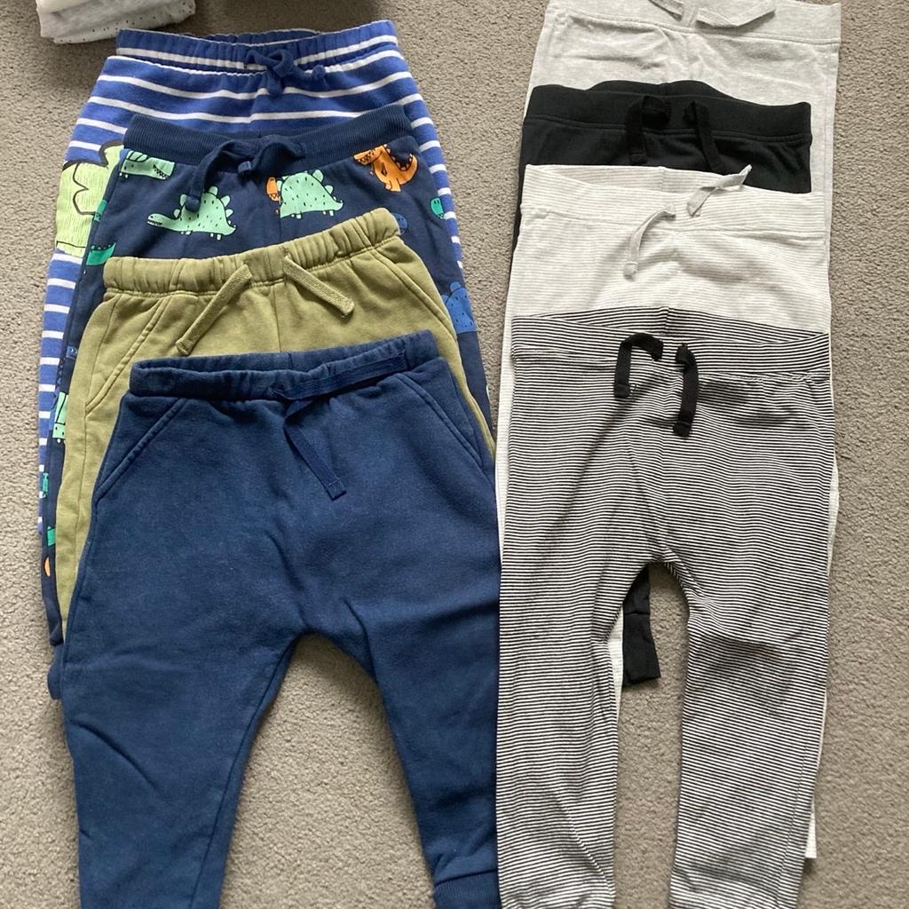 I have a selection of boys clothes from 9 months to 3 years. I could not add all the pictures I made but I’m happy to send

9-12 months
• cardigan with zip
• squared shirt
• green trousers
• 3 long sleeve tops

12-18 months
• 7 long sleeve panda theme bodysuit (one new)
• 4 Disney character theme long sleeve tops
• 4 joggers
• 4 brown happy today long sleeve pyjamas
• 2 (blue and beige with lion print) hoodies
• 1 blue sweatshirt

18-24 months
• 7 long sleeve bodysuits (1 new)
• long sleeve polo shirt (dark blue is new)
• short sleeve bodysuits (top 3 has stains, the white one at the front is new)
• 5 pairs of trousers (dark blue has stains on the right leg)
• 4 leggings like new
• 5 summer shirts
• 3 shorts

2-3 years
• long sleeve bodysuits (yellow one has stains, one of the dark blue ones at the front is new)

Socks - I can’t remember what size they are but it should be for around 9-18 months depending on the feet length

Giraffe print fleece slippers are possibly for 12-18 months